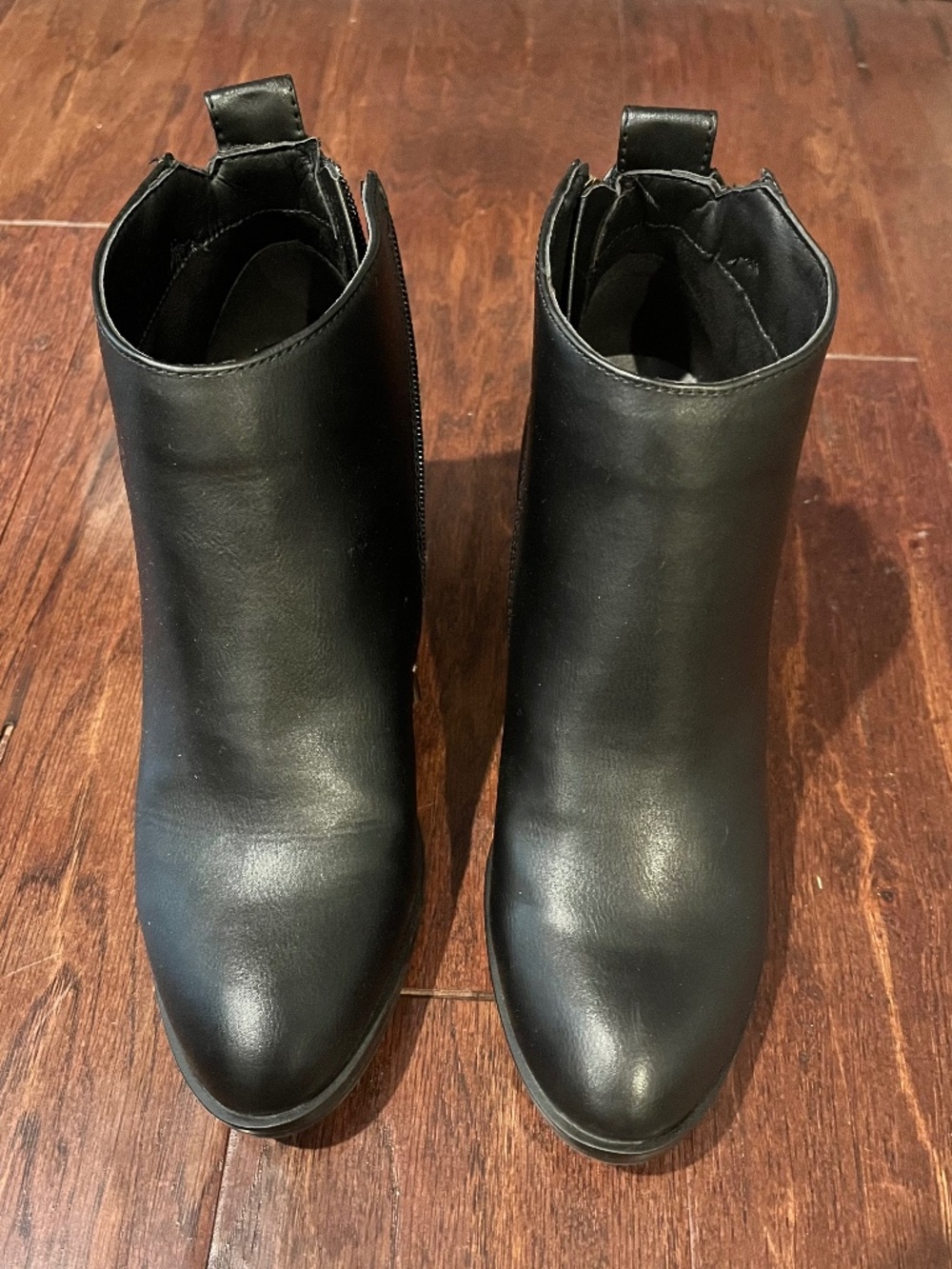 NWT Black Heeled Boots sz 8.5